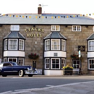 Tyacks Hotel